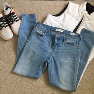 Bullhead denim co. Low rise jeans